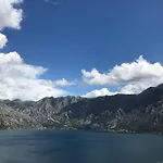Two Bedroom Apartment With Amazing Views