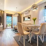 Montefiori Lux View Apartment