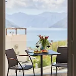 Defne'S House View