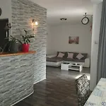 Pocanic'S Apartment