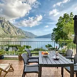 Beachfront Villa Nautica