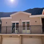 Luna Apartment