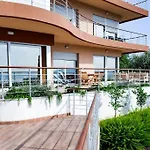 C1 - 2 Beds 2 Baths Luxury Condo, Pool & Sea Views