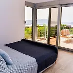 C1 - 2 Beds 2 Baths Luxury Condo, Pool & Sea Views