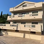 Villa Pul