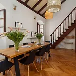 Old Town St Tryphon Apartment