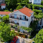 Studio Apartment Villa Radovic