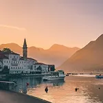 Apartments Visit Perast