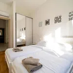 Lavender Bay C04