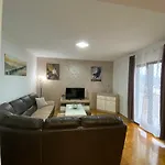 Apartment Gara