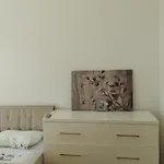 Lux Pool And Private Garden Apartment