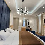 Hive Luxury Suites By Mn Property