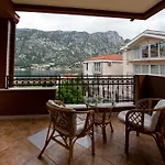 Mejic Apartments