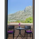 Apartment Pavle Near The Center With A View