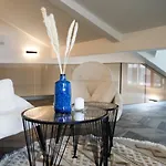 Luxury Apartment Vasilisa