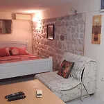 Apartments Lanmari