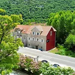Tramontana Apartments