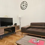 S&T Apartmani