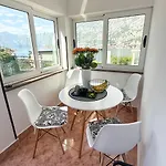 Apartment Melody
