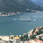 Charming Apartment In Kotor