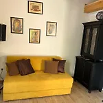 M&M Apartments
