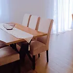 Apartman Lara 3