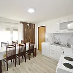 The Right Choice Apartment