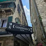Giardino Apartment Rooftop Terrace View - Old Town