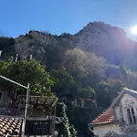 Antika Guesthouse