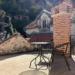 Antika Guesthouse