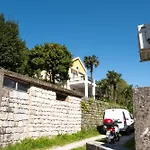 Glanz Antique Paradise Near The Sea