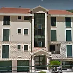Megy Apartment With Parking And Sea View
