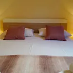 Veron Apartments