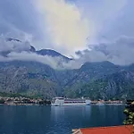 Apartment Kotor