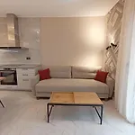 Amazing Bayview Apartment Prcanj