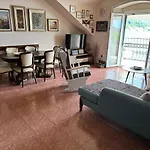 Apartment Lukiduki At The Beach - Kotor