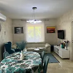 Savic Apartments