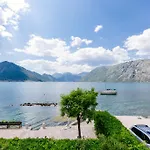 Villa Luxury Stone On The Sea With Private Pool And View