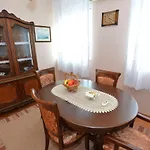 Apartment Todor