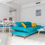 Apartment Azzurro With Pool And Parking