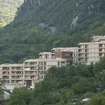 Aria Apartments
