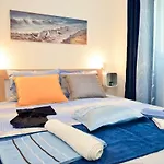 Apartment The Sea Coast
