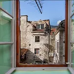 Old Town S&T