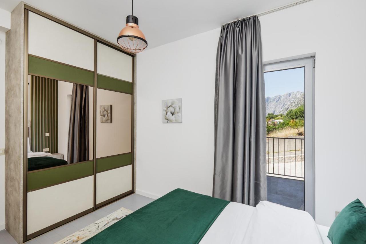3 With Amazing Sea View