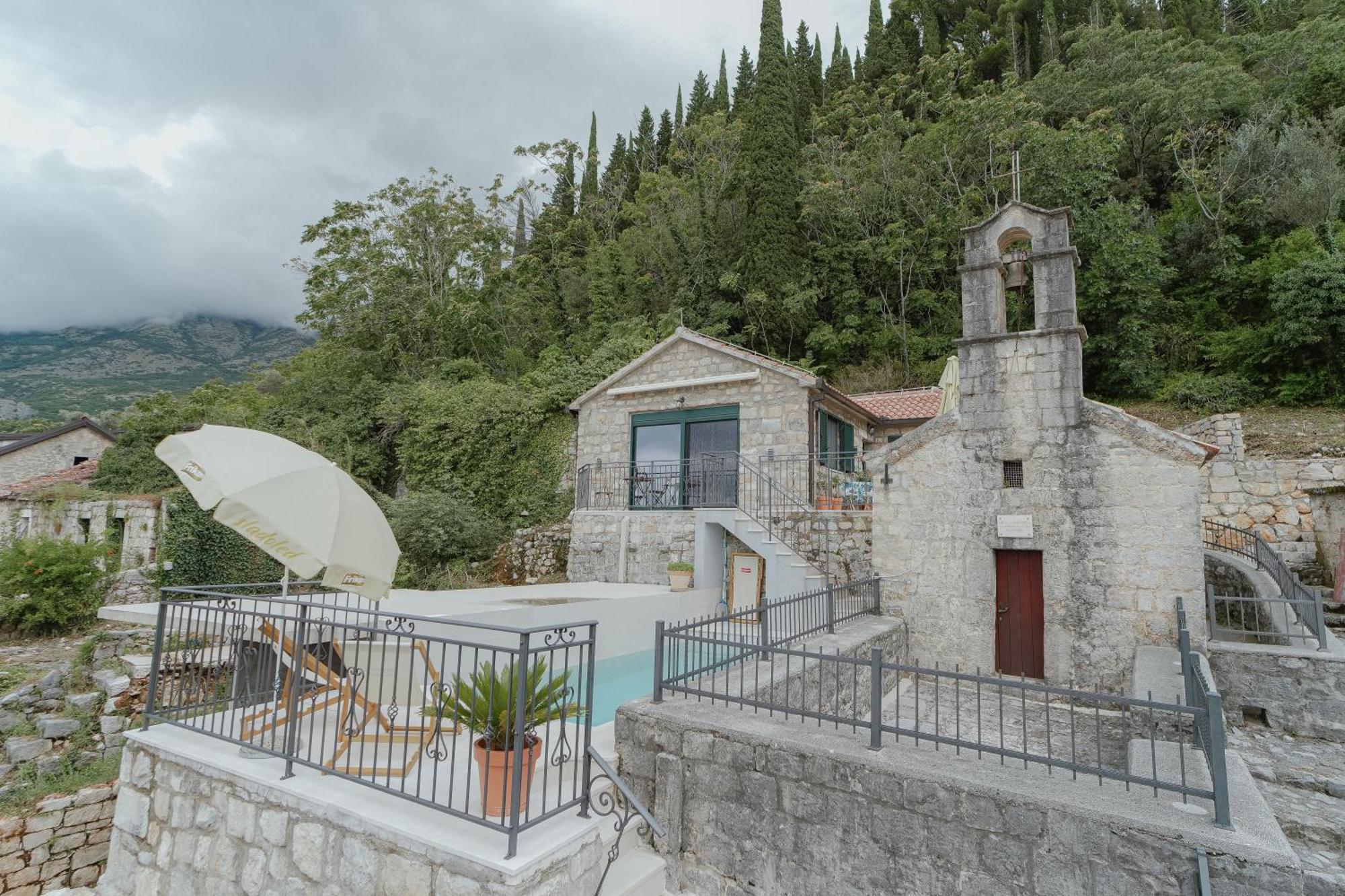 Casa Di Pietra *