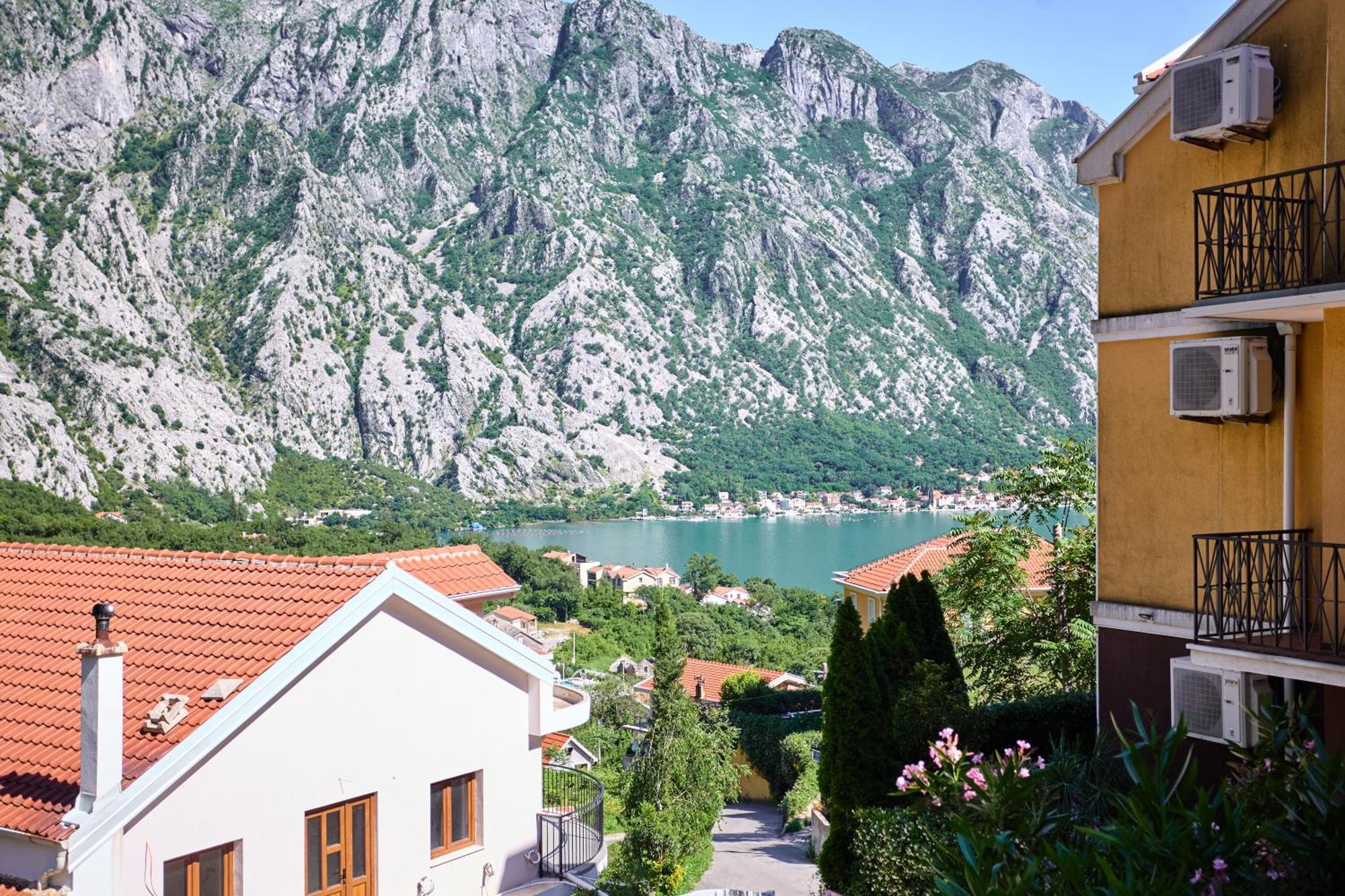 Cozy In Kotor Bay
