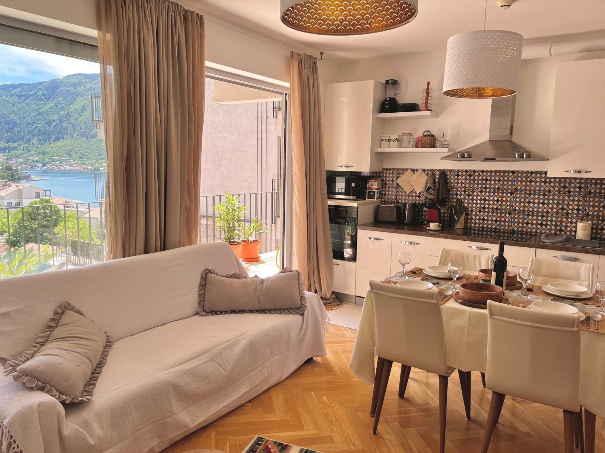 The Legendary Apartment Dobrota