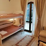 Villa Moon Bay