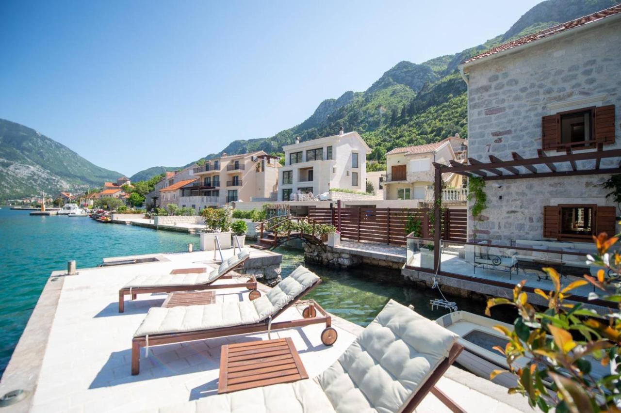 Waterfront In Muo Villa