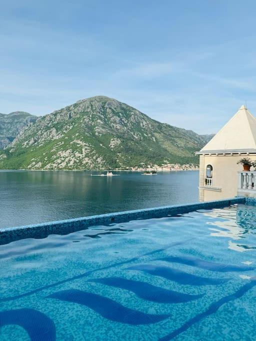 Bay Perast Seaview In Boka Gardens Appartement *
